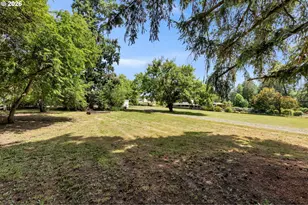 13925 SW River Ln, Portland, OR 97224 - Photo 5