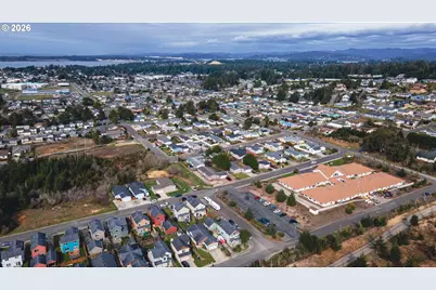 891 Kentucky Ave, Coos Bay, OR 97420 - Photo 33