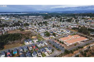 891 Kentucky Ave, Coos Bay, OR 97420 - Photo 33