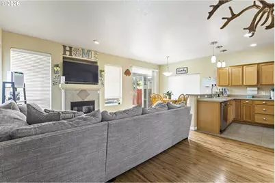 891 Kentucky Ave, Coos Bay, OR 97420 - Photo 5