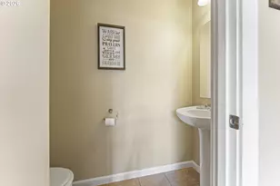 891 Kentucky Ave, Coos Bay, OR 97420 - Photo 11