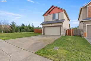 891 Kentucky Ave, Coos Bay, OR 97420 - Photo 3