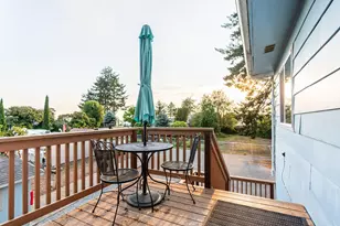 97799 Hanscam Ln, Brookings, OR 97415 - Photo 7