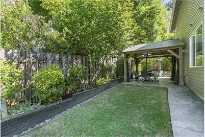 10534 SW 80th Ave, Portland, OR 97223 - Photo 43