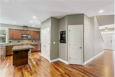 10534 SW 80th Ave, Portland, OR 97223 - Photo 11