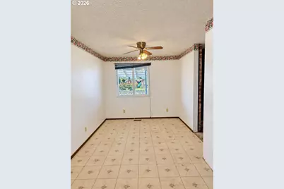 280 Crona St, Junction City, OR 97448 - Photo 13
