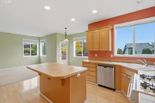 834 Van Buren Dr, Salem, OR 97304 - Photo 11