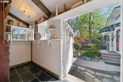 17605 SE Portland Ave, Milwaukie, OR 97267 - Photo 21