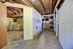 9318 N Tyler Ave, Portland, OR 97203 - Photo 29