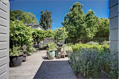 9318 N Tyler Ave, Portland, OR 97203 - Photo 33