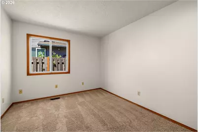 10555 SW 133rd Pl, Beaverton, OR 97008 - Photo 29