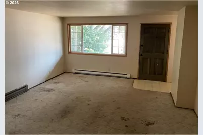 1680 W Quinalt St, Springfield, OR 97477 - Photo 9