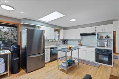 830 SW Dolores Dr, Waldport, OR 97394 - Photo 15