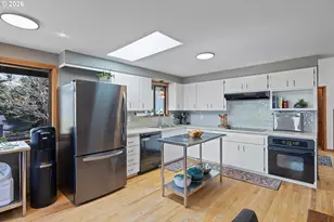 830 SW Dolores Dr, Waldport, OR 97394 - Photo 15