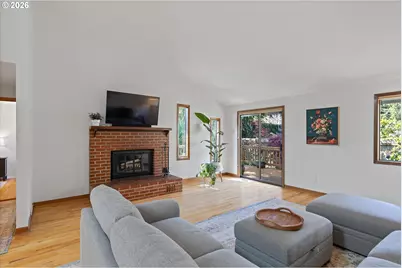 830 SW Dolores Dr, Waldport, OR 97394 - Photo 9