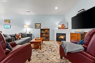 21123 NE Osburn Loop, Fairview, OR 97024 - Photo 3