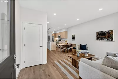 7224 NE Going St, Portland, OR 97218 - Photo 3