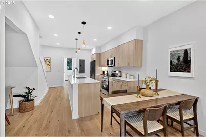 7224 NE Going St, Portland, OR 97218 - Photo 9