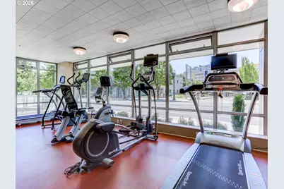 1310 NW Naito Pkwy #1001, Portland, OR 97209 - Photo 37