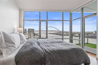 1310 NW Naito Pkwy #1001, Portland, OR 97209 - Photo 17