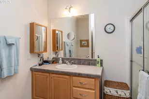 104 Angelcrest Ct, Roseburg, OR 97471 - Photo 11