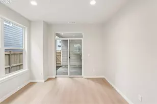 8238 SE Orion Ln, Hillsboro, OR 97123 - Photo 9