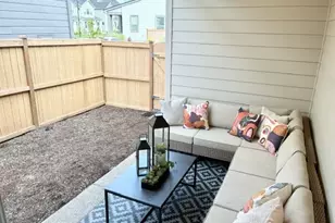 8238 SE Orion Ln, Hillsboro, OR 97123 - Photo 9