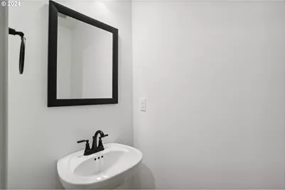 8238 SE Orion Ln, Hillsboro, OR 97123 - Photo 15