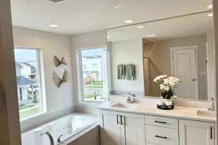 8238 SE Orion Ln, Hillsboro, OR 97123 - Photo 9