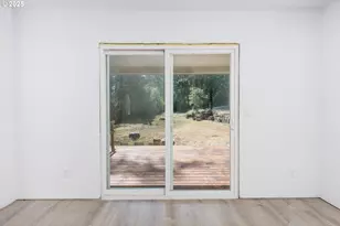 24358 Queen Anne Dr, Philomath, OR 97370 - Photo 7