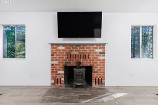 24358 Queen Anne Dr, Philomath, OR 97370 - Photo 5