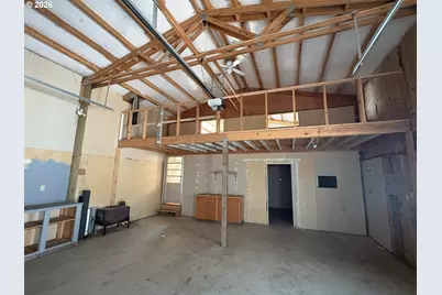 58 S High Rd, Wamic, OR 97063 - Photo 5