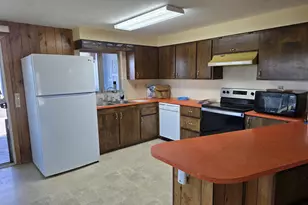 58 S High Rd, Wamic, OR 97063 - Photo 5