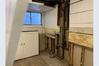 612 SW 3rd St, Ontario, OR 97914 - Photo 27