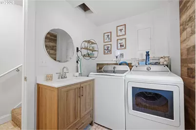 2408 N Greeley Dr, Kelso, WA 98626 - Photo 19