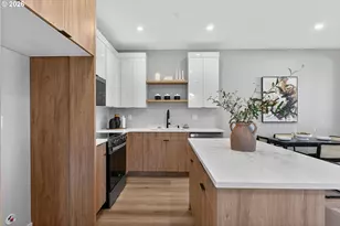 15613 SE Meadowlark Ln, Milwaukie, OR 97267 - Photo 7