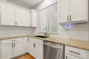 14231 SW Walnut Creek Ct, Portland, OR 97223 - Photo 15