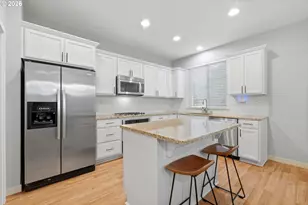14231 SW Walnut Creek Ct, Portland, OR 97223 - Photo 9
