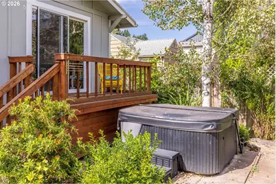 7645 SW Cedarcrest St, Portland, OR 97223 - Photo 27