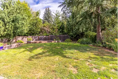 7645 SW Cedarcrest St, Portland, OR 97223 - Photo 29