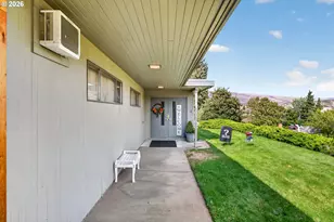 1122 Oak St, The Dalles, OR 97058 - Photo 9