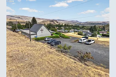 1122 Oak St, The Dalles, OR 97058 - Photo 3
