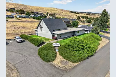 1122 Oak St, The Dalles, OR 97058 - Photo 1
