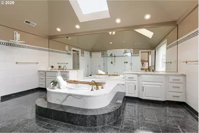 17766 Marylcreek Dr, Lake Oswego, OR 97034 - Photo 21