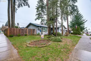 909 NE 177th Ave, Gresham, OR 97230 - Photo 33