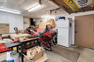 909 NE 177th Ave, Gresham, OR 97230 - Photo 41