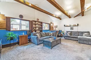 909 NE 177th Ave, Gresham, OR 97230 - Photo 17