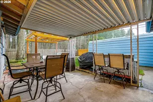 909 NE 177th Ave, Gresham, OR 97230 - Photo 29