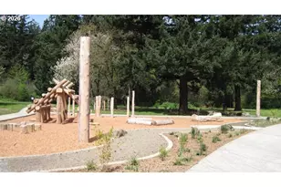 909 NE 177th Ave, Gresham, OR 97230 - Photo 39