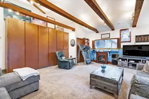 909 NE 177th Ave, Gresham, OR 97230 - Photo 19